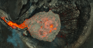 vulkán kitörés drónvideó