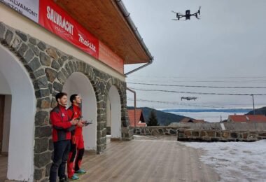 Két nagyteljesítményű drónt kapott a Hargita megyei hegyimentő szolgálat