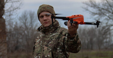 Ukrajna katonák drónpilóta képzése